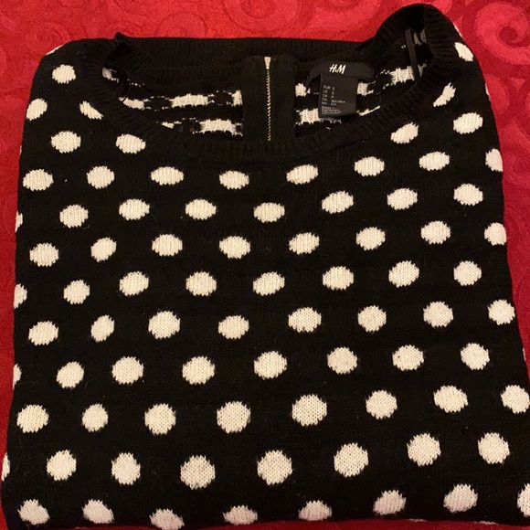 H&M black w/white polka dot sweater size S - Picture 4 of 5